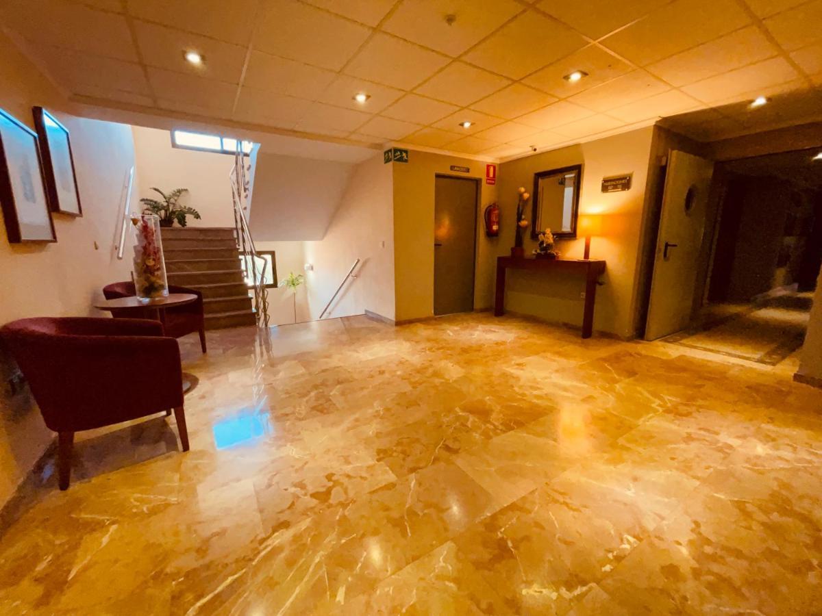 Torrijos Hotel Cheste Eksteriør billede