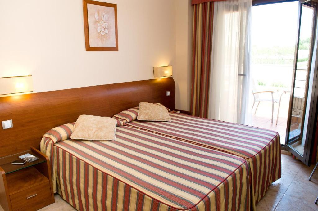 Torrijos Hotel Cheste Eksteriør billede